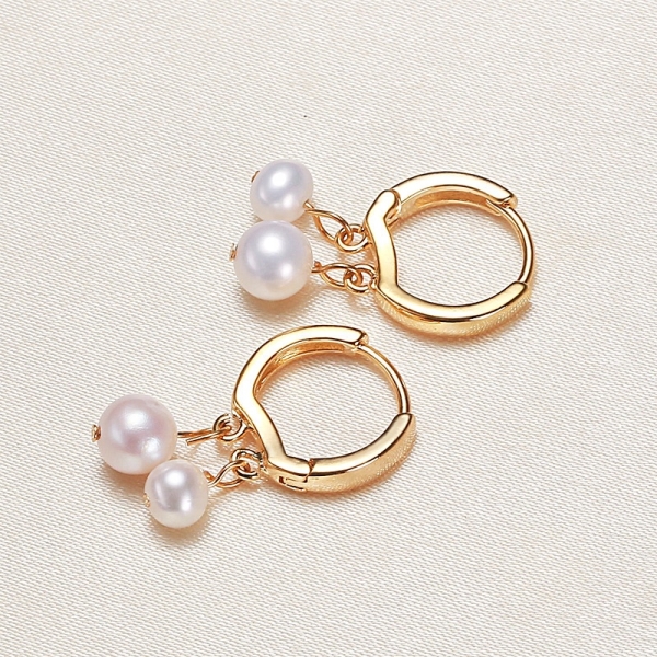 new design freshwater pearl earrings pearl ear buckle hoop earrings