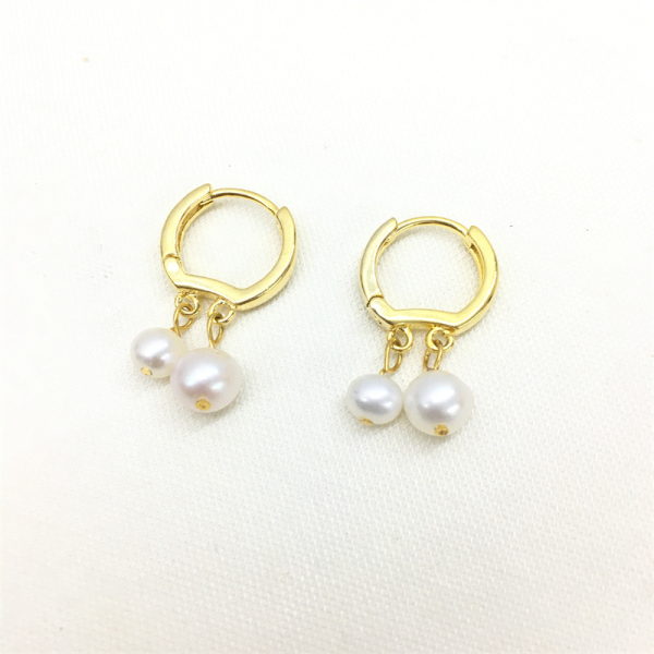 new design freshwater pearl earrings pearl ear buckle hoop earrings