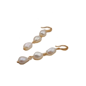 Exclusive New Freshwater pearl earrings versatile personality baroque pearl long earrings